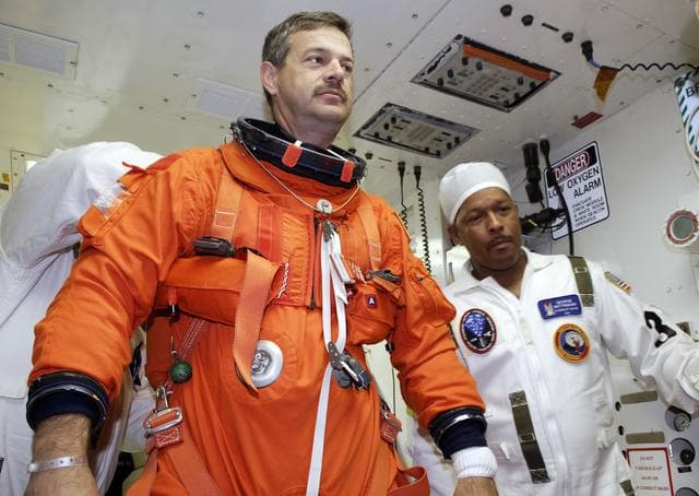 NASA image: KSC-08pd2886