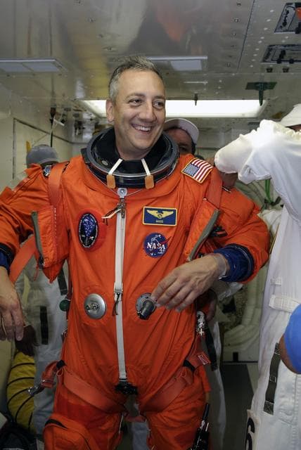 NASA image: KSC-08pd2891