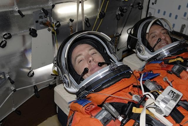 NASA image: KSC-08pd2894