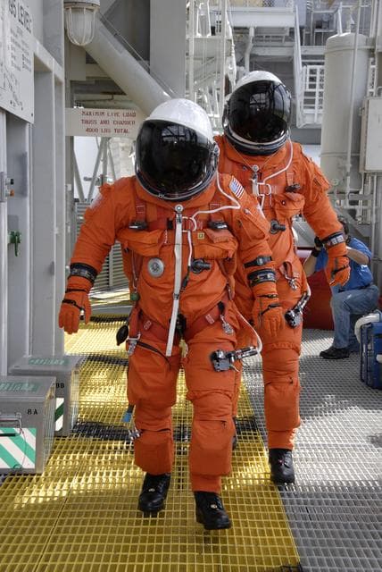 NASA image: KSC-08pd2902