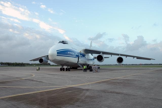 NASA image: KSC-08pd2912