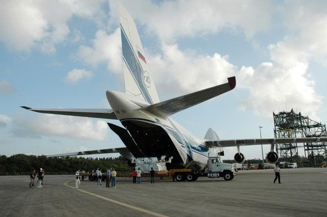 NASA image: KSC-08pd2914
