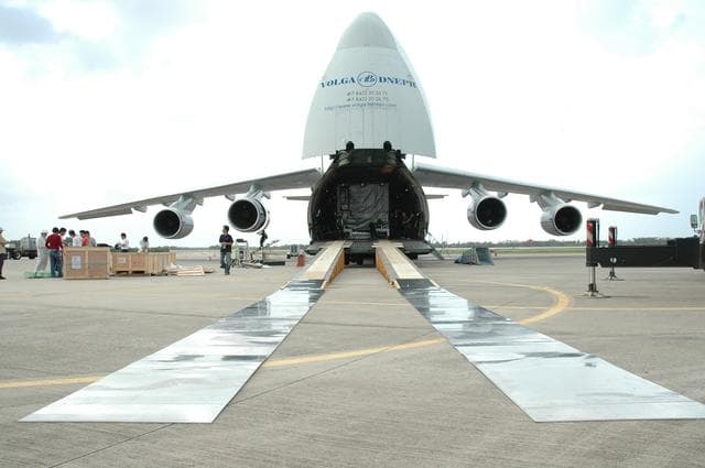 NASA image: KSC-08pd2916