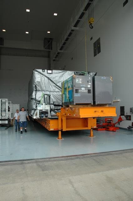 NASA image: KSC-08pd2930