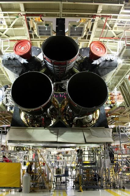 NASA image: KSC-08pd2932