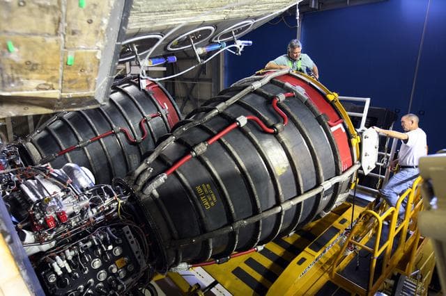 NASA image: KSC-08pd2934