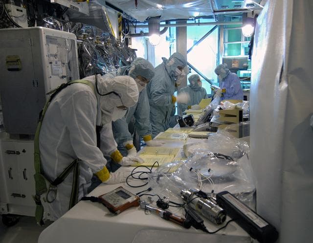 NASA image: KSC-08pd2957