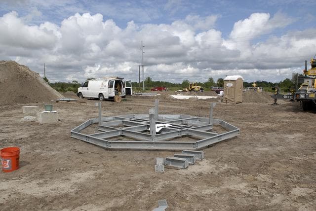 NASA image: KSC-08pd2976