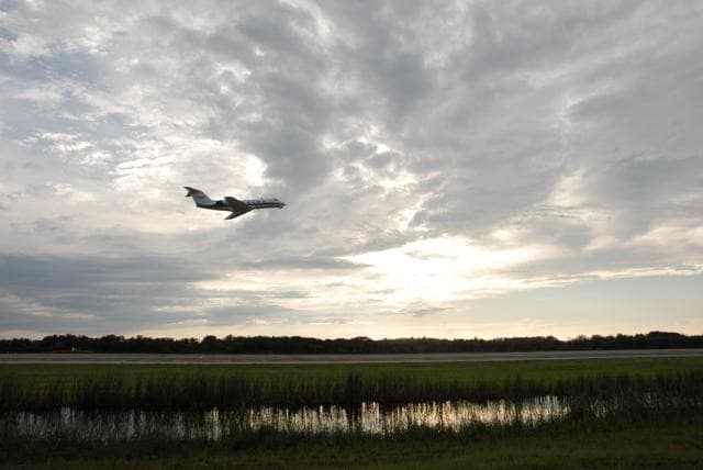 NASA image: KSC-08pd2990