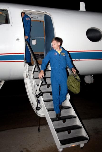 NASA image: KSC-08pd2995