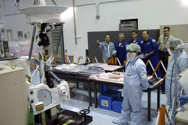 NASA image: KSC-08pd2996