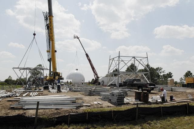 NASA image: KSC-08pd3007
