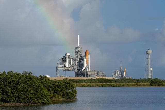 NASA image: KSC-08pd3013