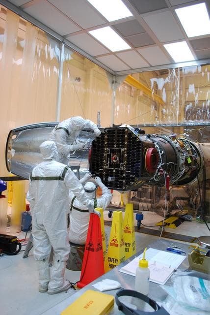 NASA image: KSC-08pd3024A
