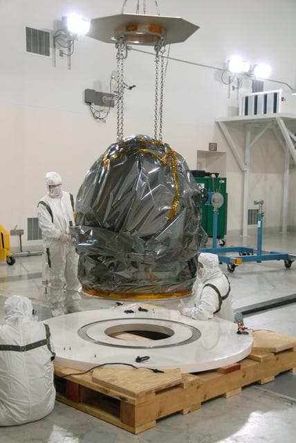 NASA image: KSC-08pd3038