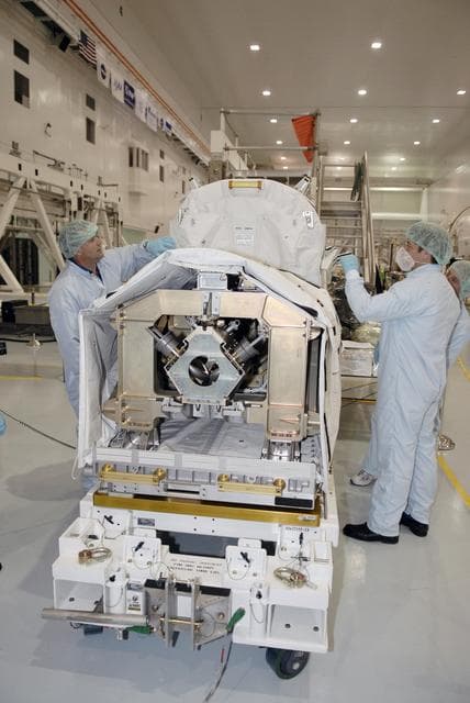 NASA image: KSC-08pd3061