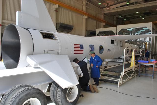 NASA image: KSC-08pd3069