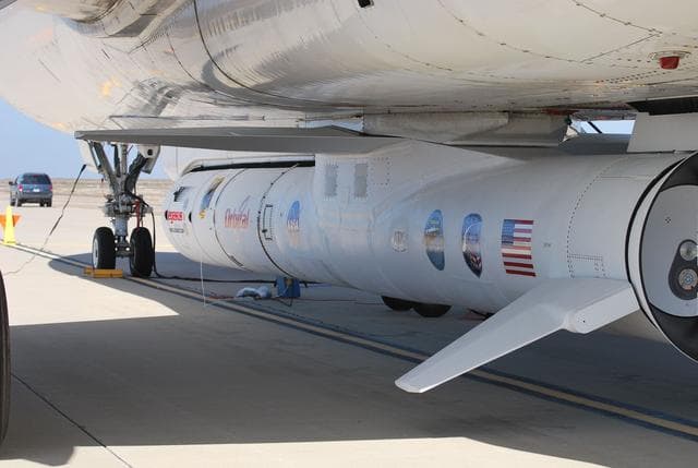 NASA image: KSC-08pd3079