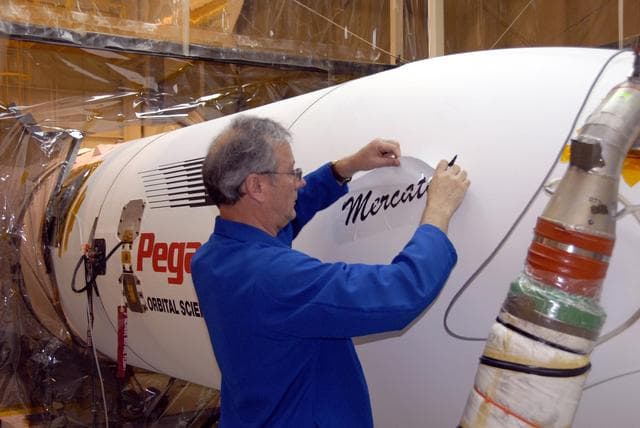 NASA image: KSC-08pd3101
