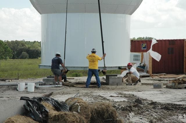 NASA image: KSC-08pd3117