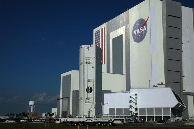 NASA image: KSC-08pd3130