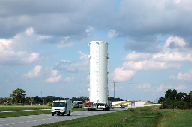 NASA image: KSC-08pd3152
