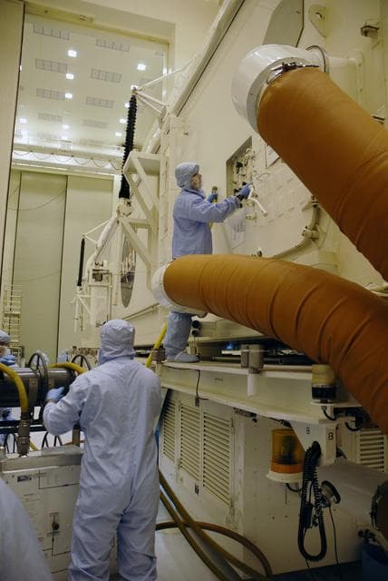 NASA image: KSC-08pd3194