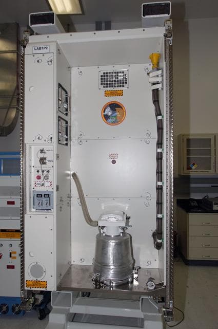NASA image: KSC-08pd3207