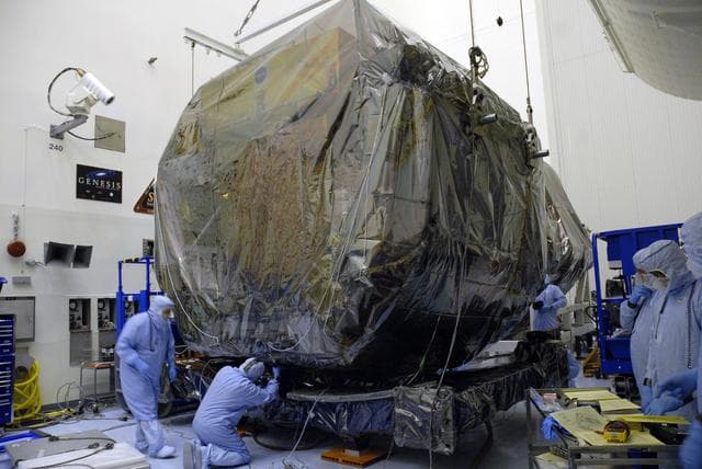 NASA image: KSC-08pd3242