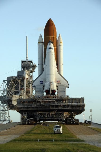 NASA image: KSC-08pd3268