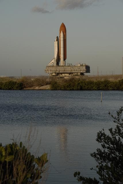 NASA image: KSC-08pd3270