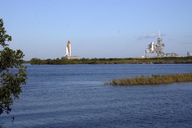 NASA image: KSC-08pd3271