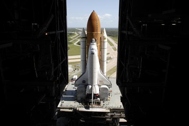 NASA image: KSC-08pd3276