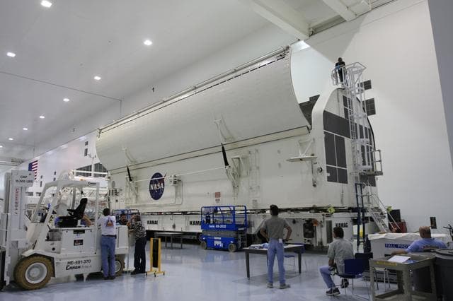 NASA image: KSC-08pd3302