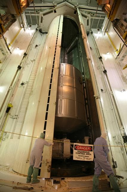 NASA image: KSC-08pd3317