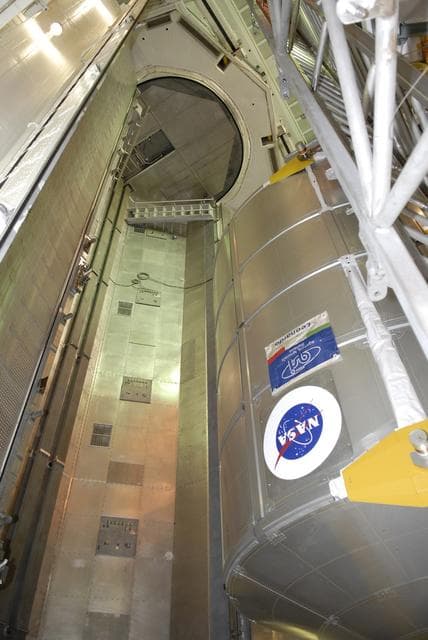 NASA image: KSC-08pd3325