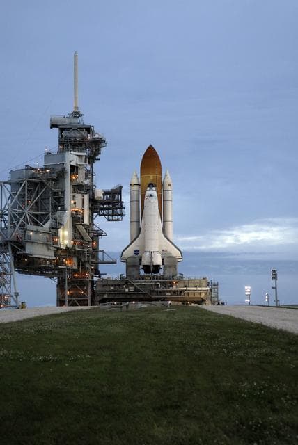 NASA image: KSC-08pd3329