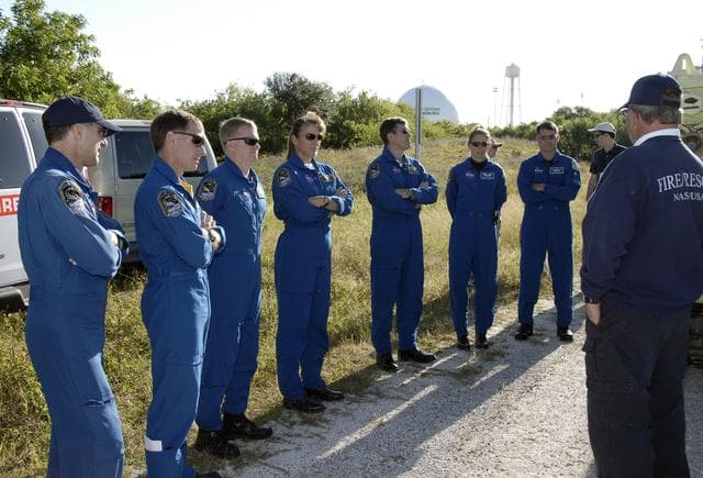 NASA image: KSC-08pd3370