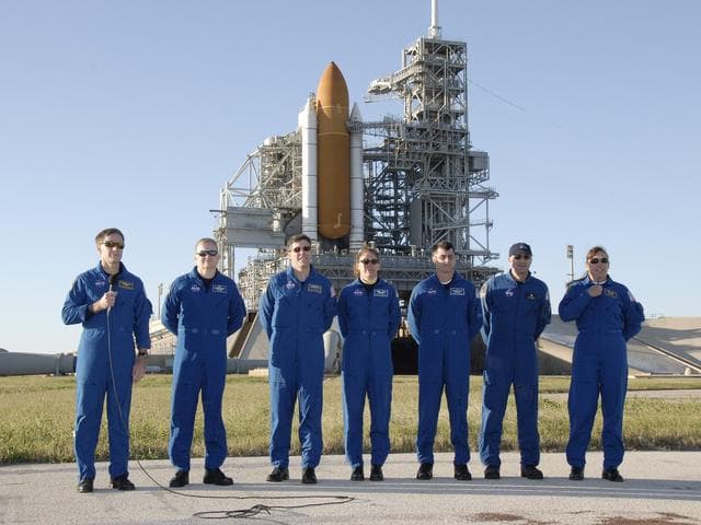 NASA image: KSC-08pd3398