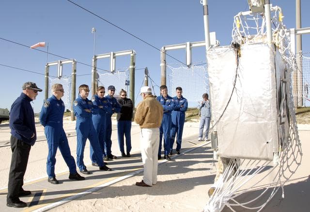 NASA image: KSC-08pd3413