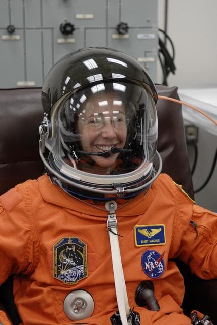 NASA image: KSC-08pd3419A