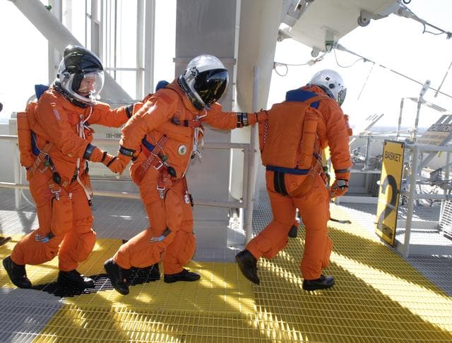 NASA image: KSC-08pd3440