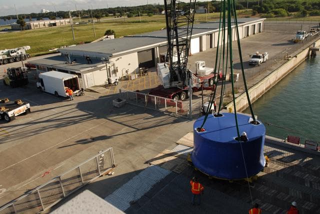 NASA image: KSC-08pd3510