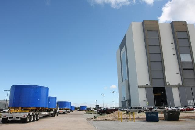 NASA image: KSC-08pd3519