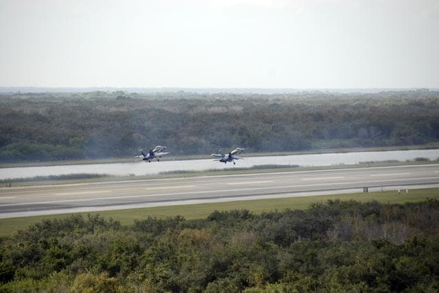 NASA image: KSC-08pd3577