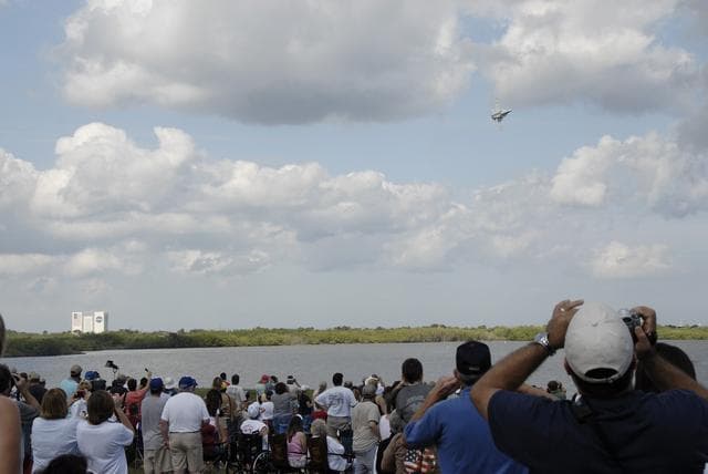NASA image: KSC-08pd3597