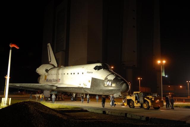 NASA image: KSC-08pd3646