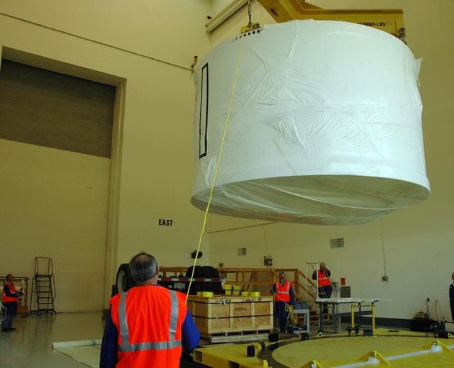 NASA image: KSC-08pd3655