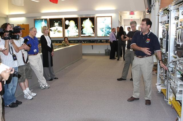 NASA image: KSC-08pd3666