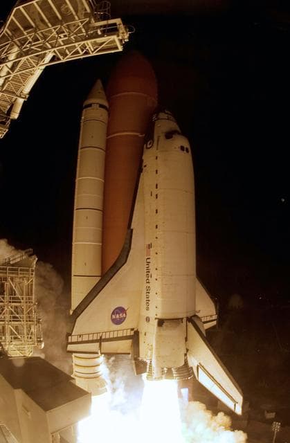 NASA image: KSC-08pd3719